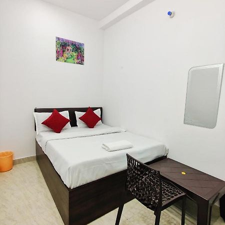 Kohinoor Guest House พาราณสี ภายนอก รูปภาพ