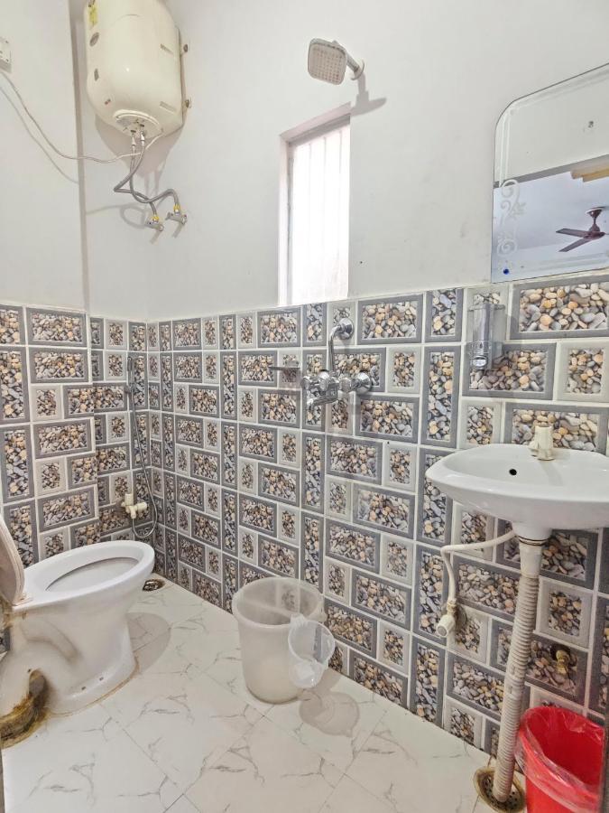 Kohinoor Guest House พาราณสี ภายนอก รูปภาพ
