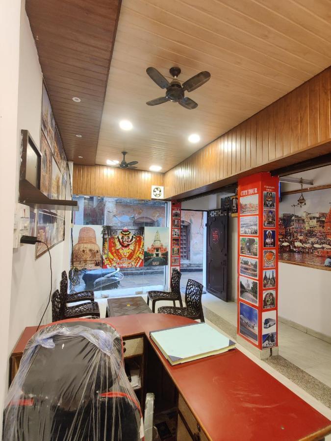 Kohinoor Guest House พาราณสี ภายนอก รูปภาพ